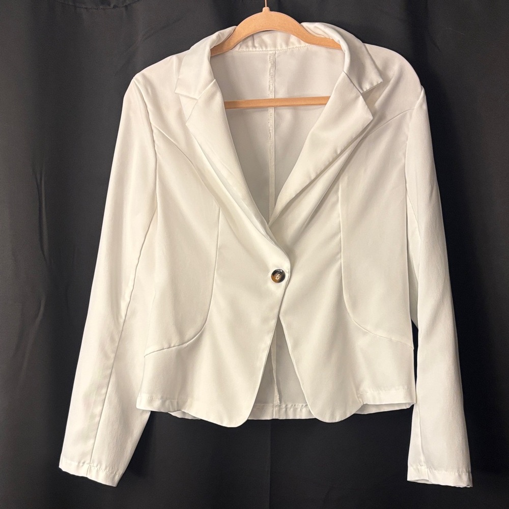 Elegant White Women's Blazer
